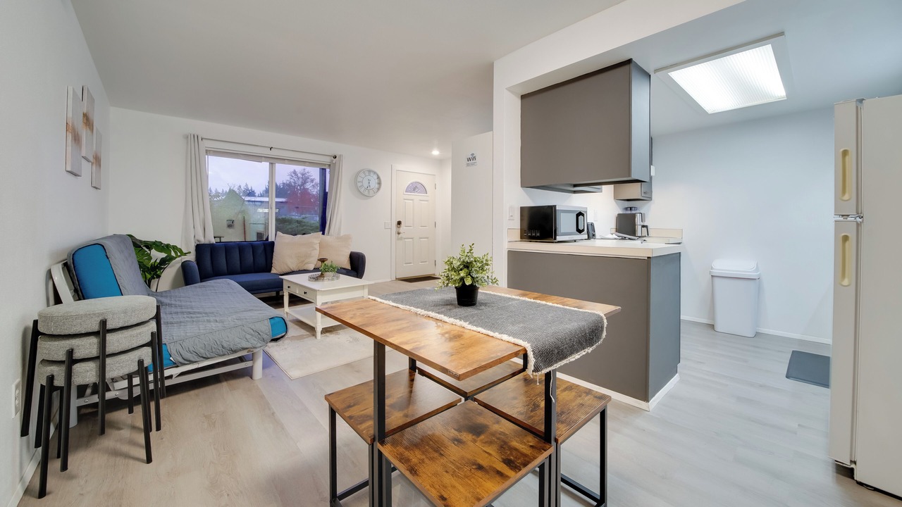 Photo of Others in Lake Hills