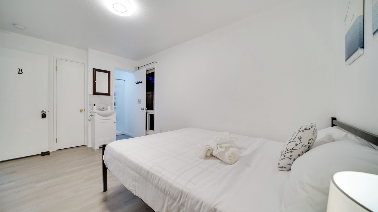 Photo of Bedroom in Lake Hills