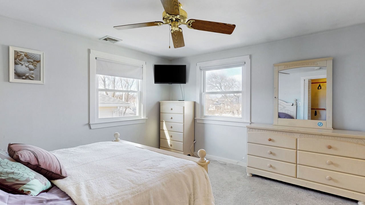 Photo of Bedroom in Scituate