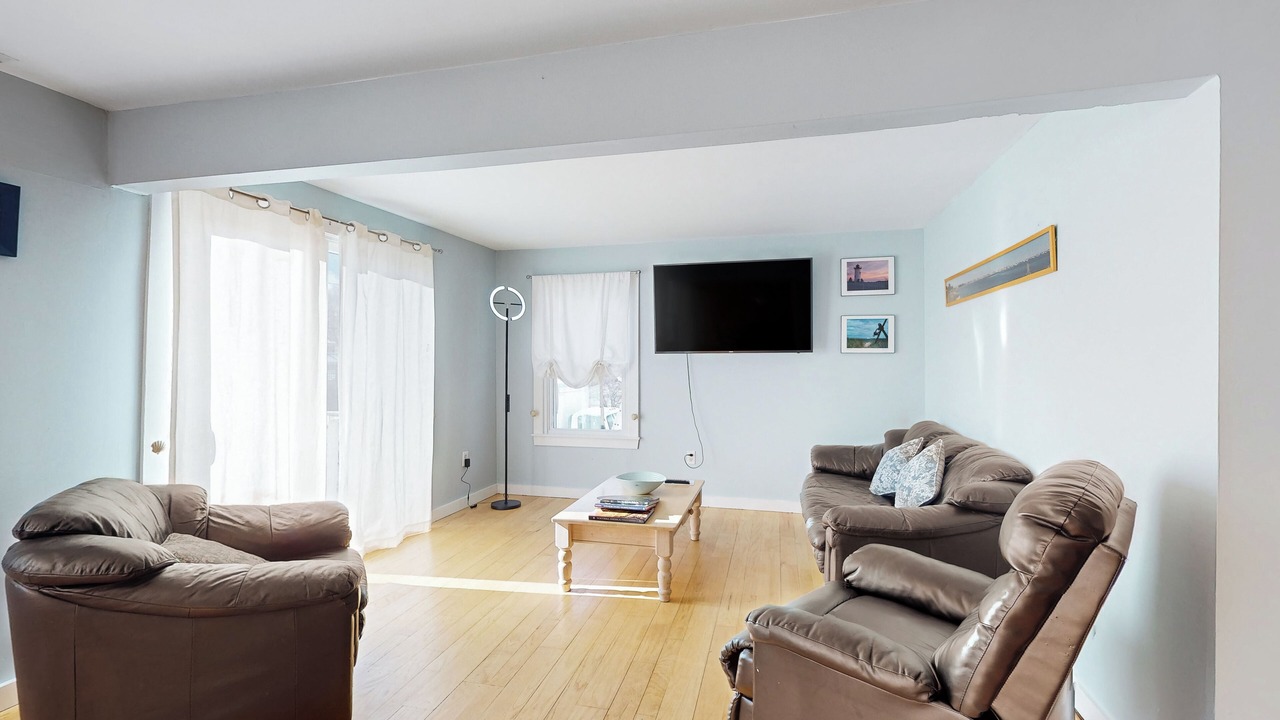 Photo of Livingroom in Scituate