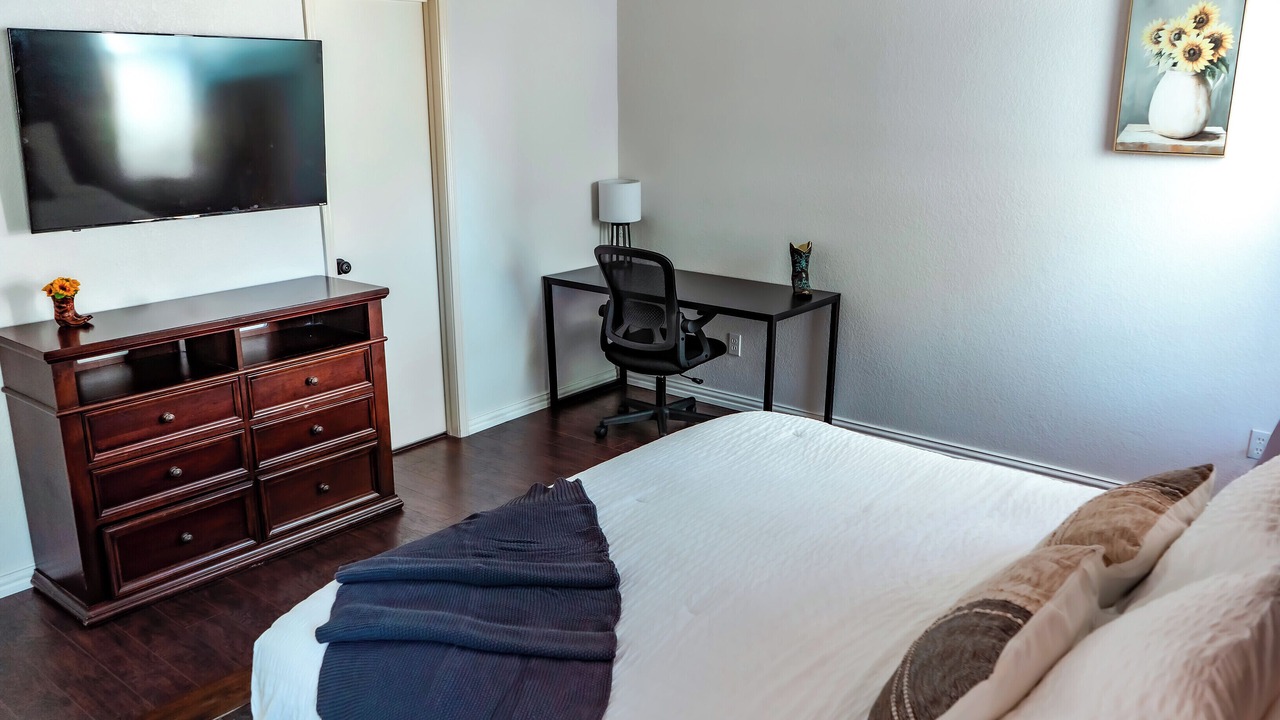 Photo of Bedroom in South Arlington