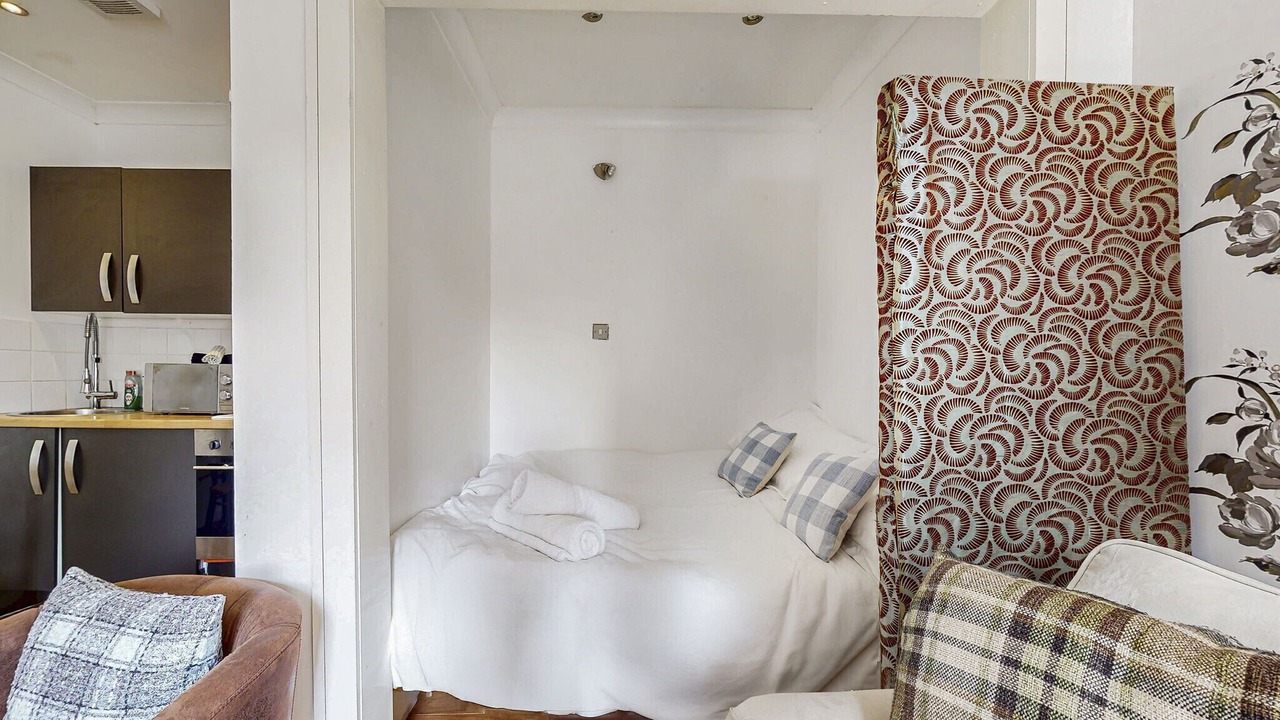 Photo of Bedroom in Colintraive