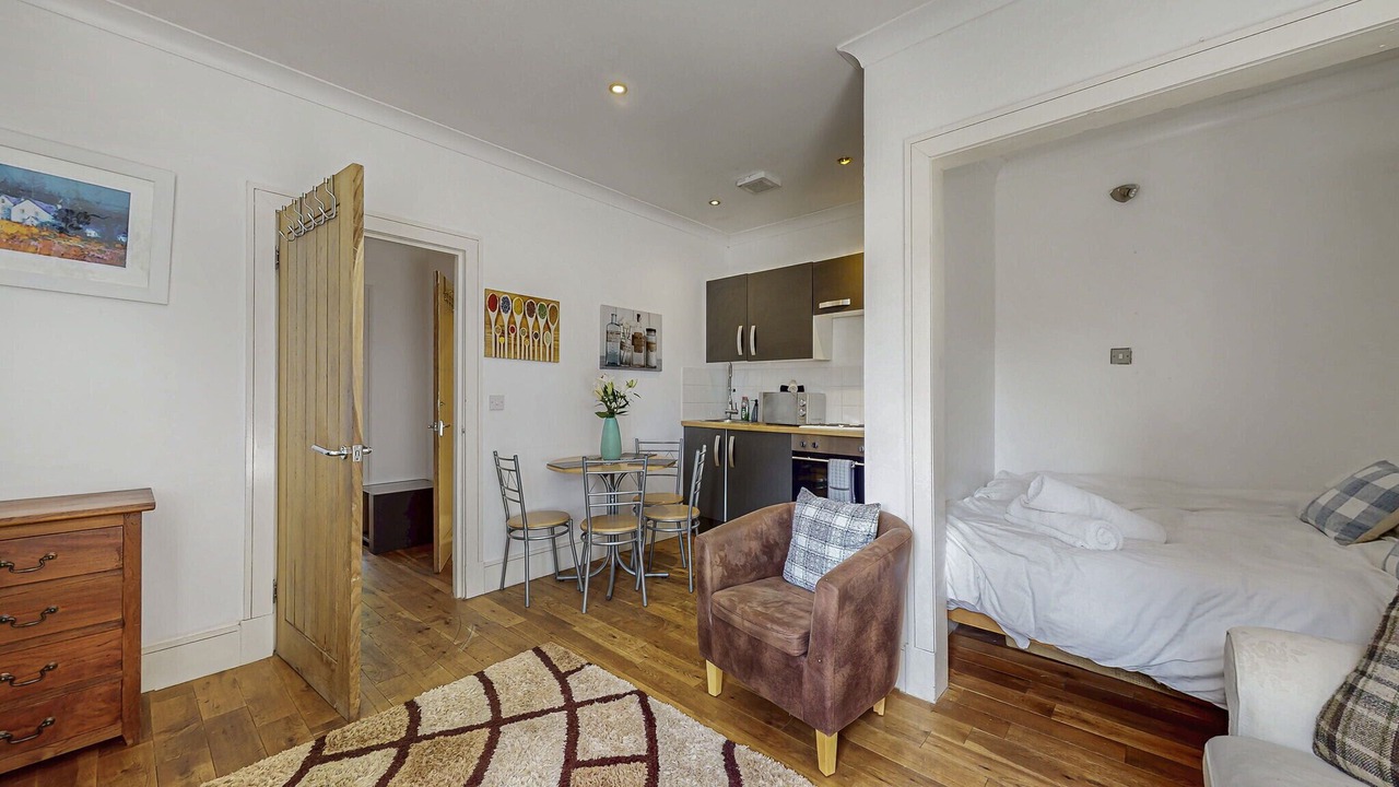 Photo of Bedroom in Colintraive