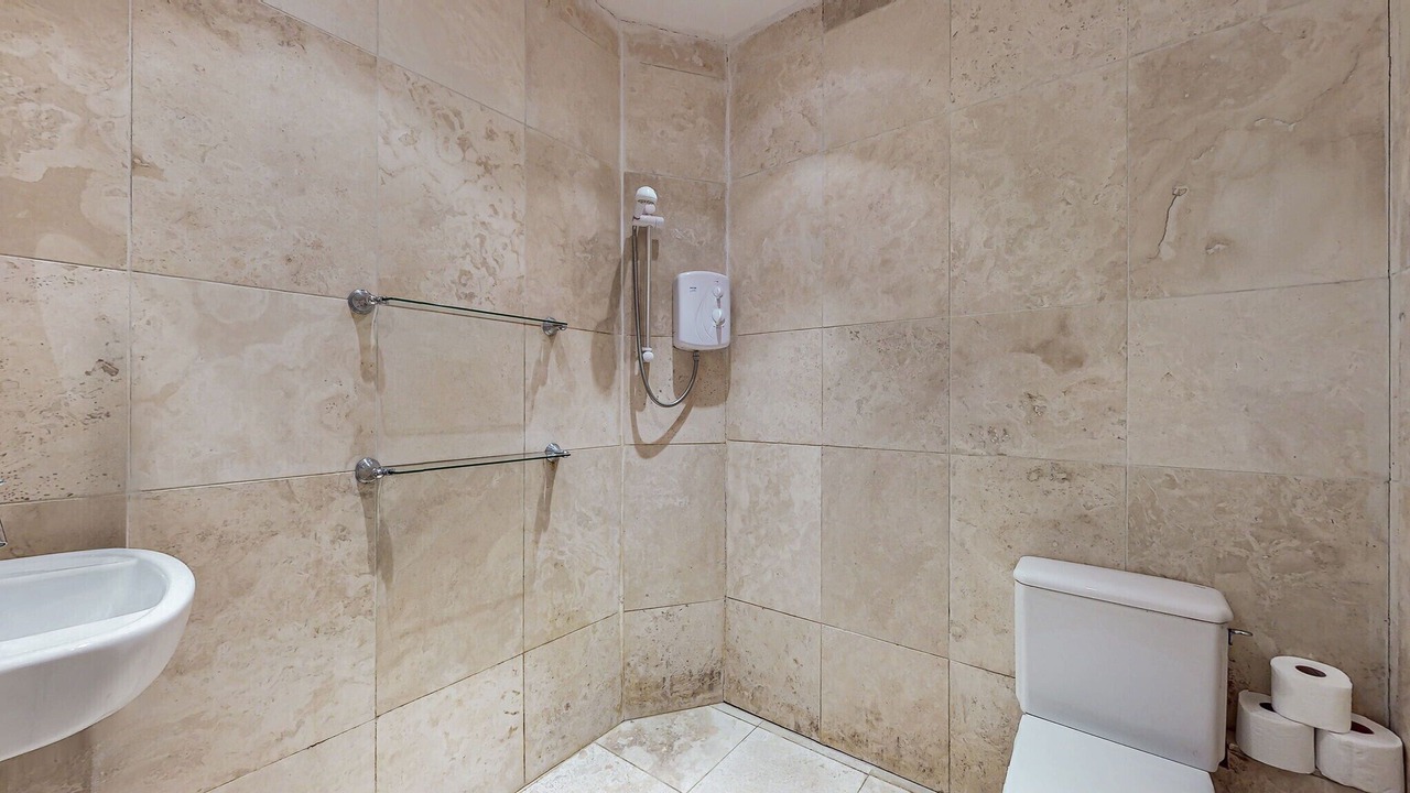 Photo of Bathroom in Colintraive