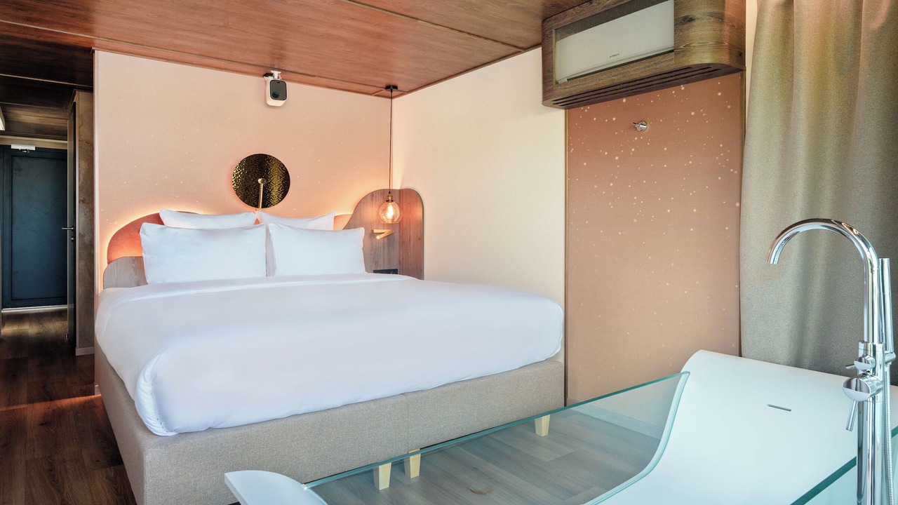 Photo of Bedroom in Torcy
