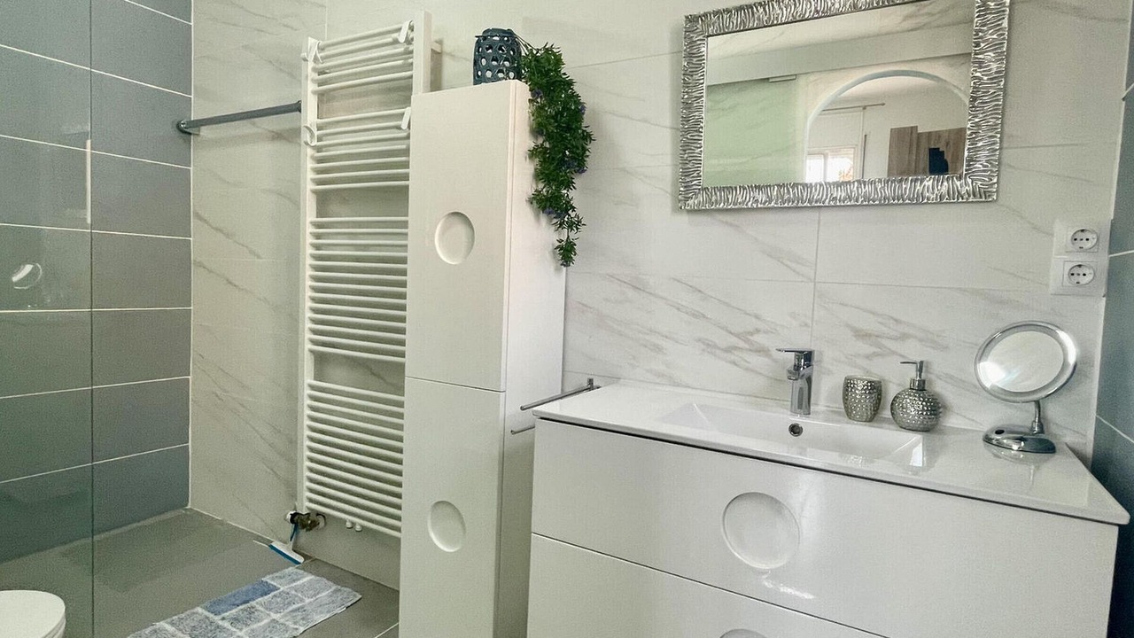 Photo of Bathroom in Miami Platja