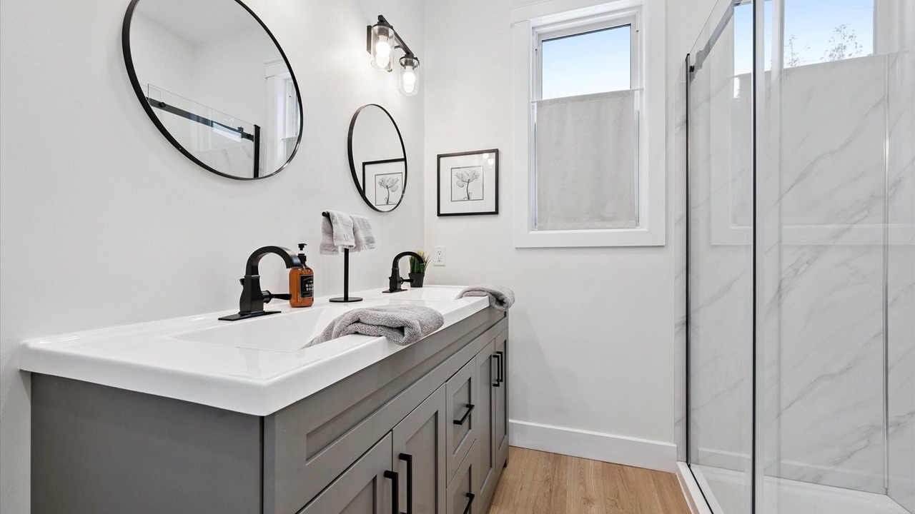 Photo of Bathroom in Tobermory