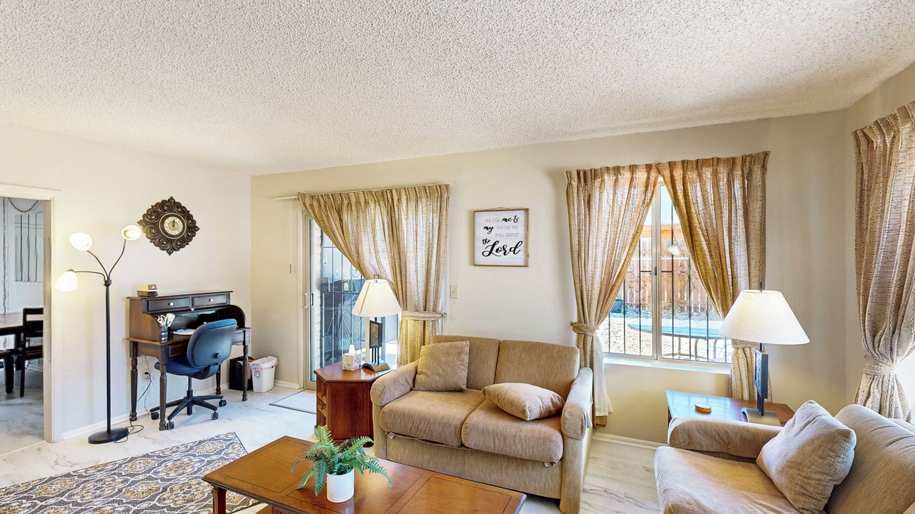 Photo of Livingroom in Sierra Vista