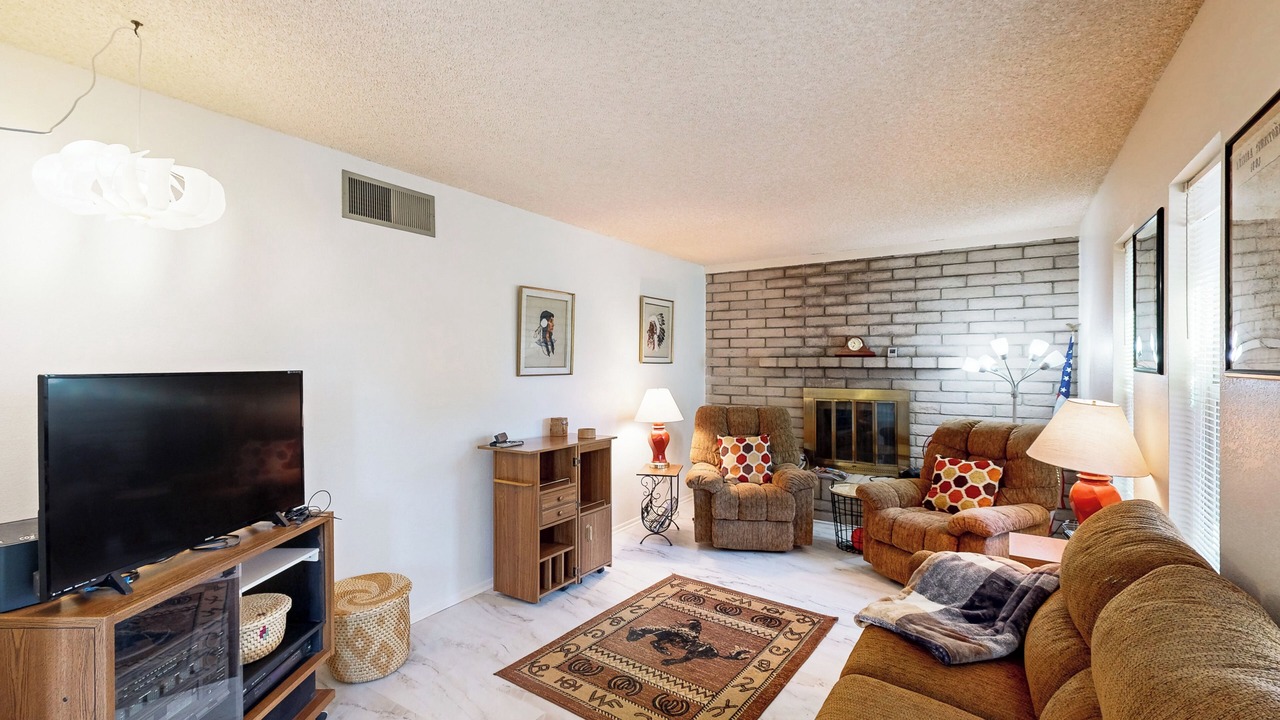 Photo of Livingroom in Sierra Vista