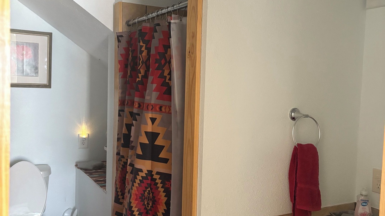 Photo of Bathroom in Edwards County
