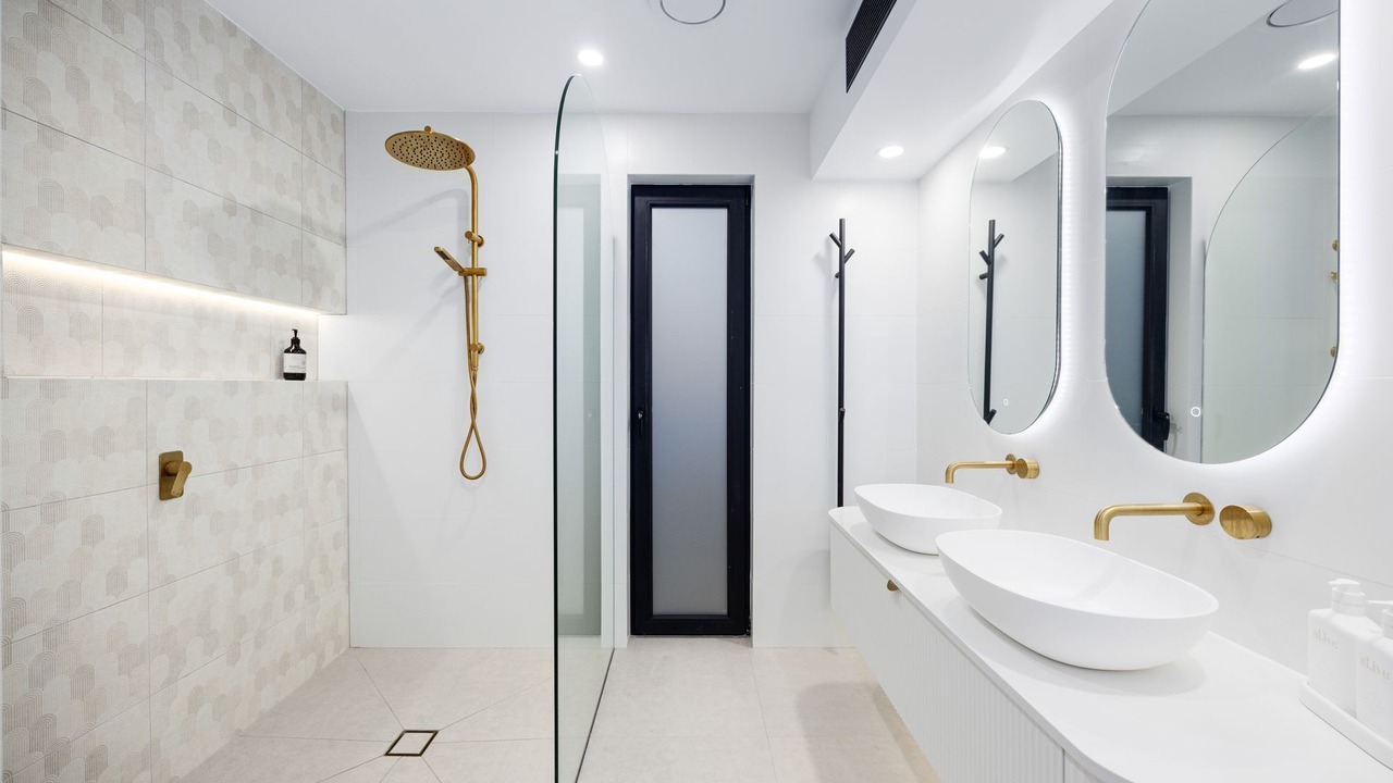 Photo of Others in McCrae