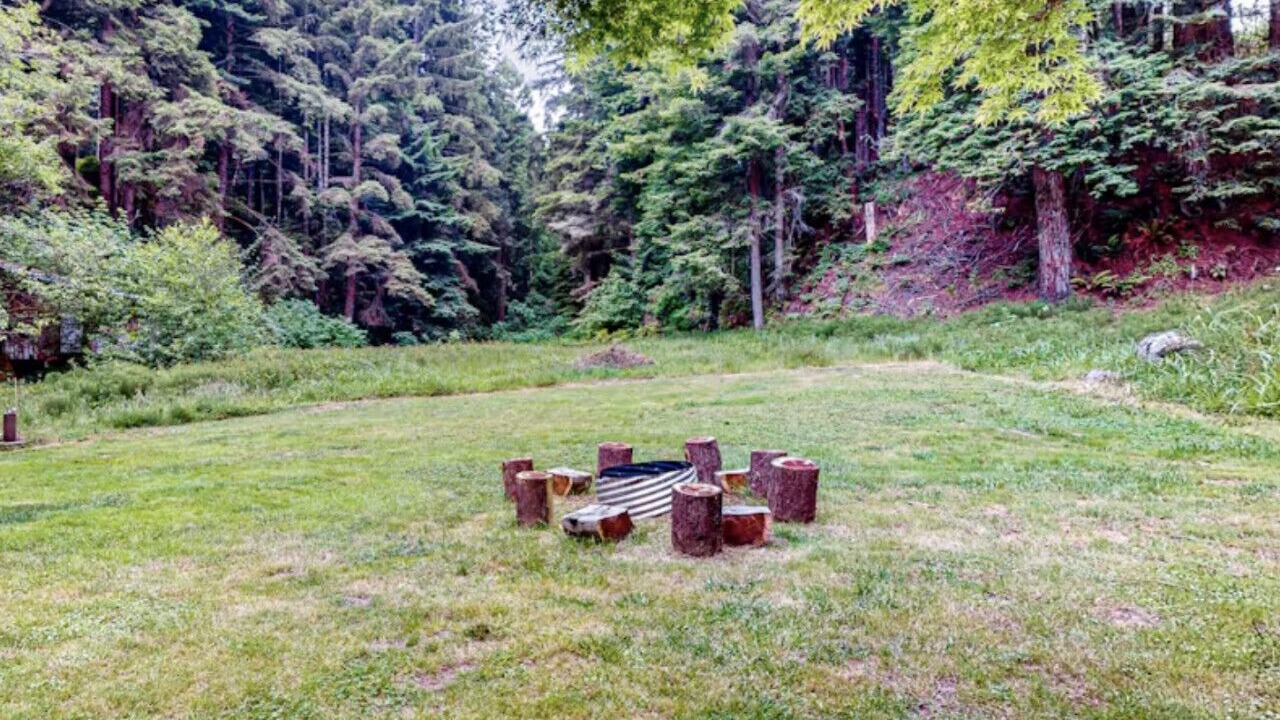 Photo of Outdoor in Humboldt Hill