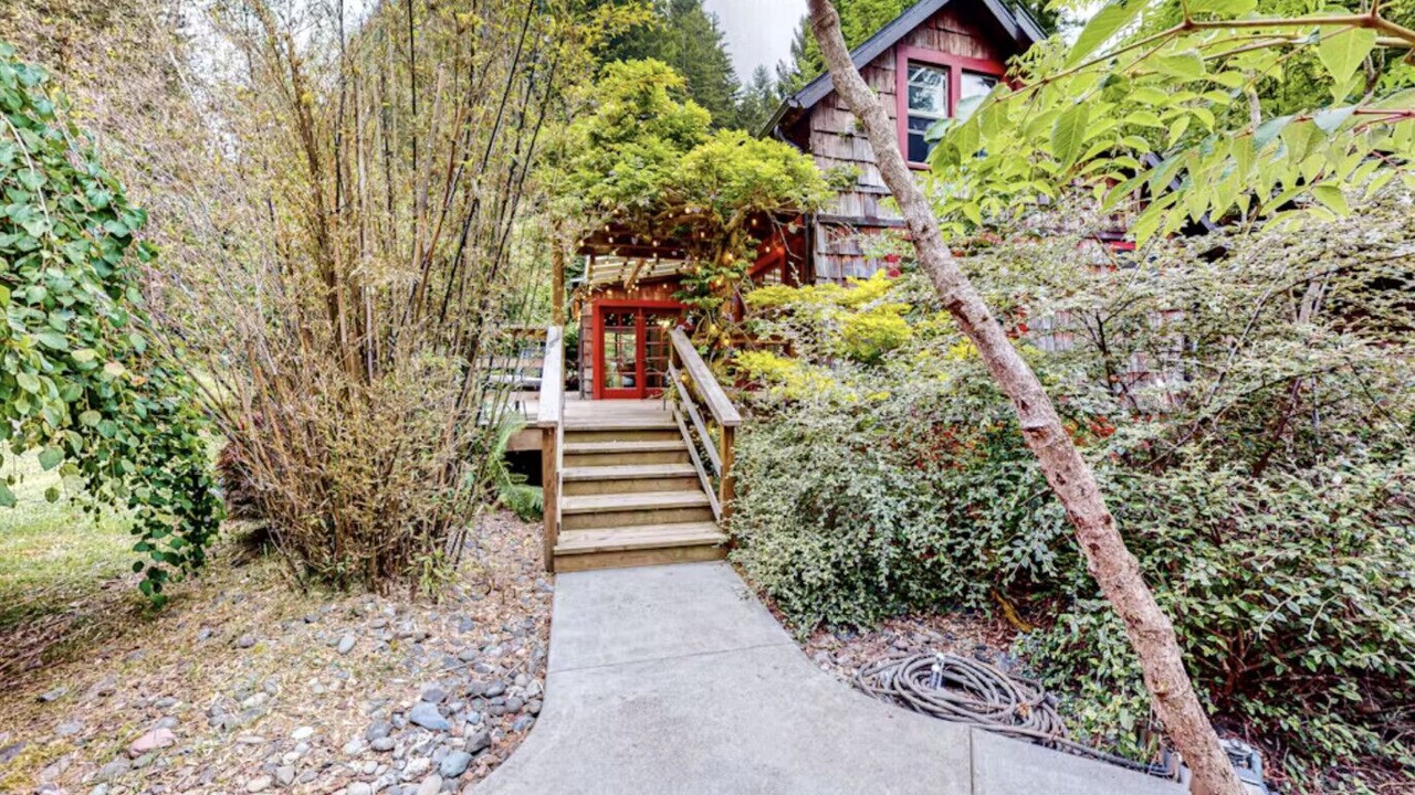 Photo of Outdoor in Humboldt Hill