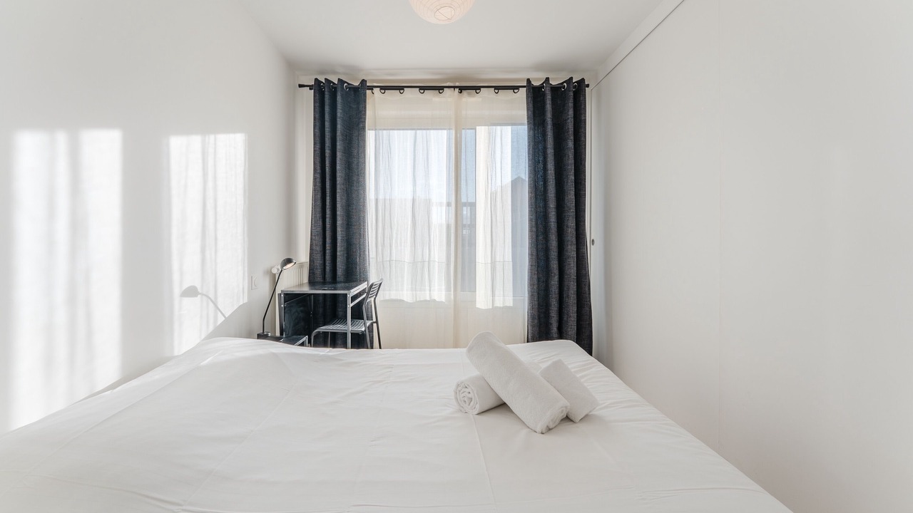 Photo of Bedroom in Republique - Les Ponts