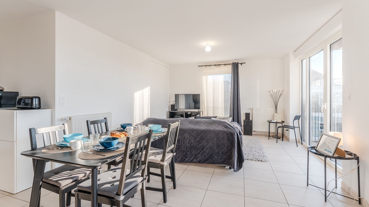 Photo of Bedroom in Republique - Les Ponts