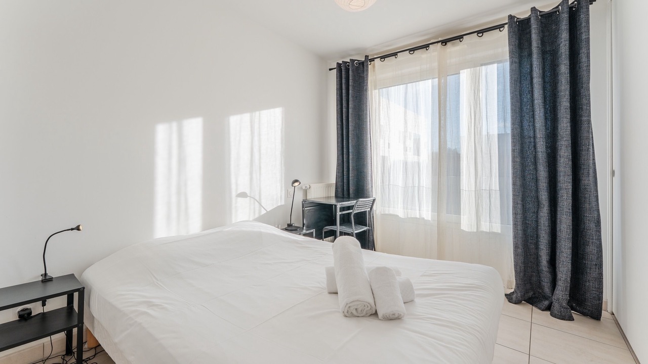 Photo of Bedroom in Republique - Les Ponts