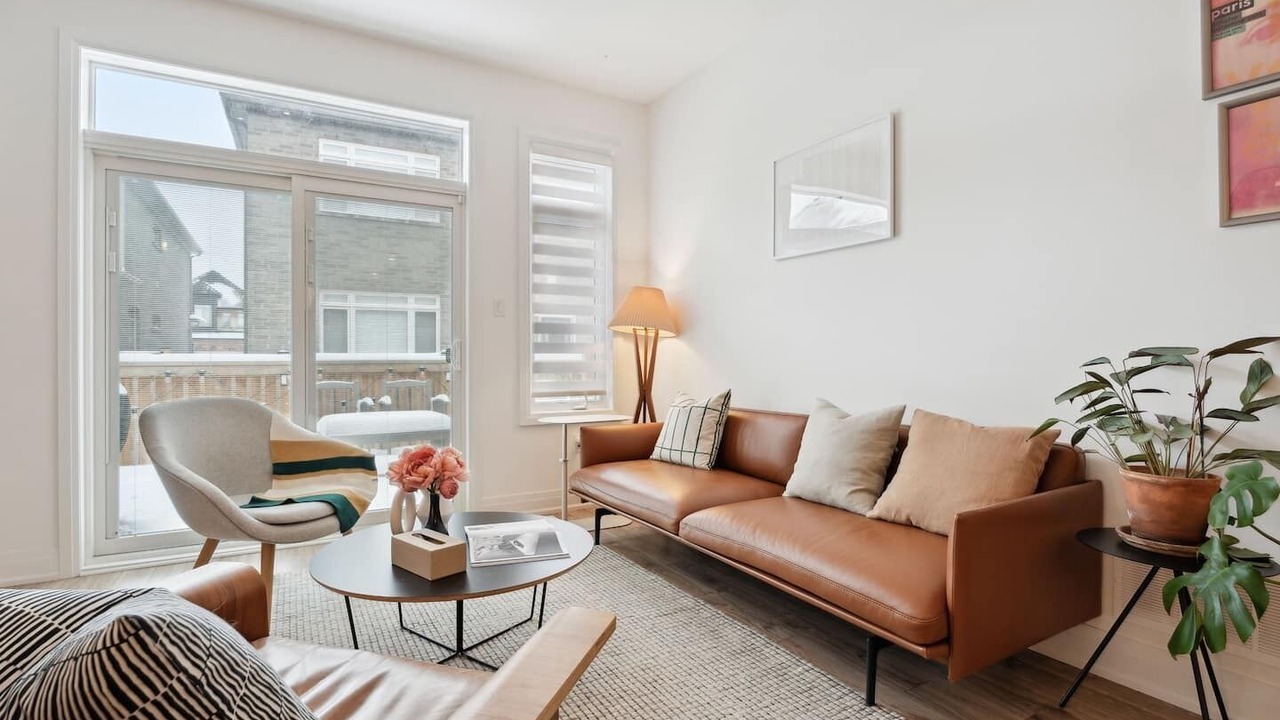 Photo of Livingroom in Innisfil