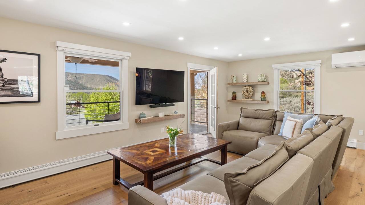 Photo of Livingroom in New Castle