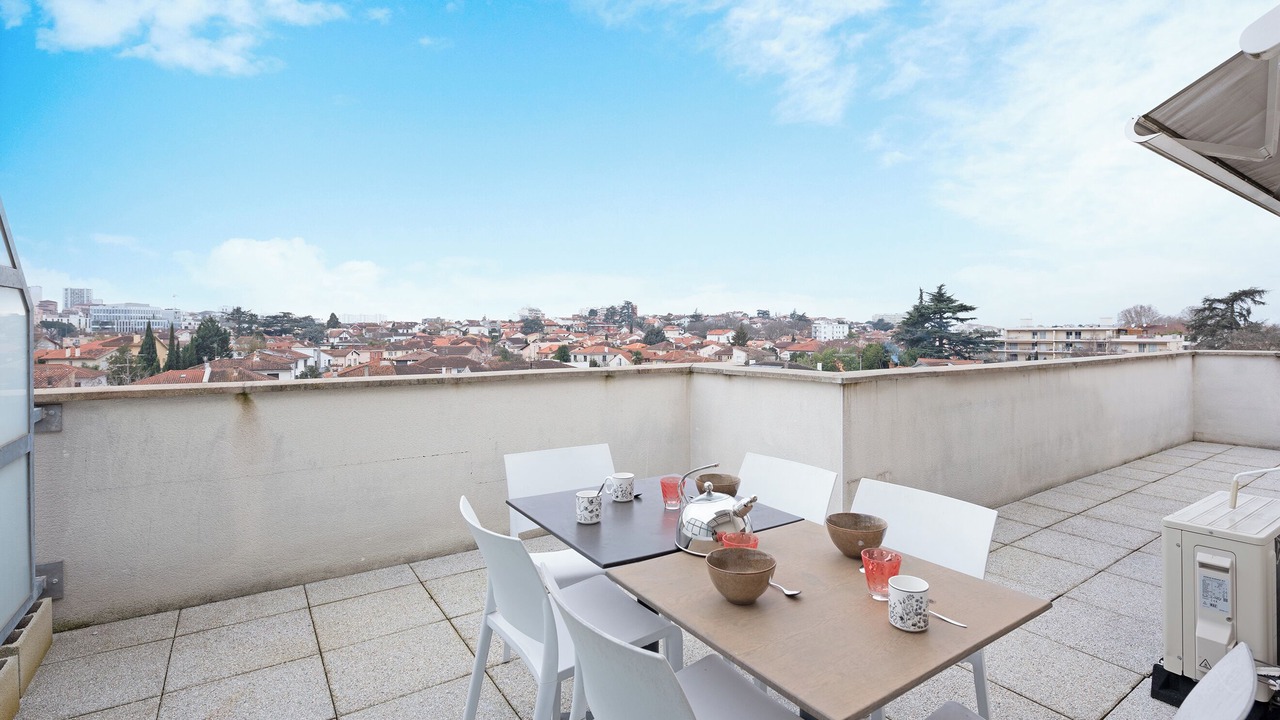 Photo of Outdoor in Roseraie