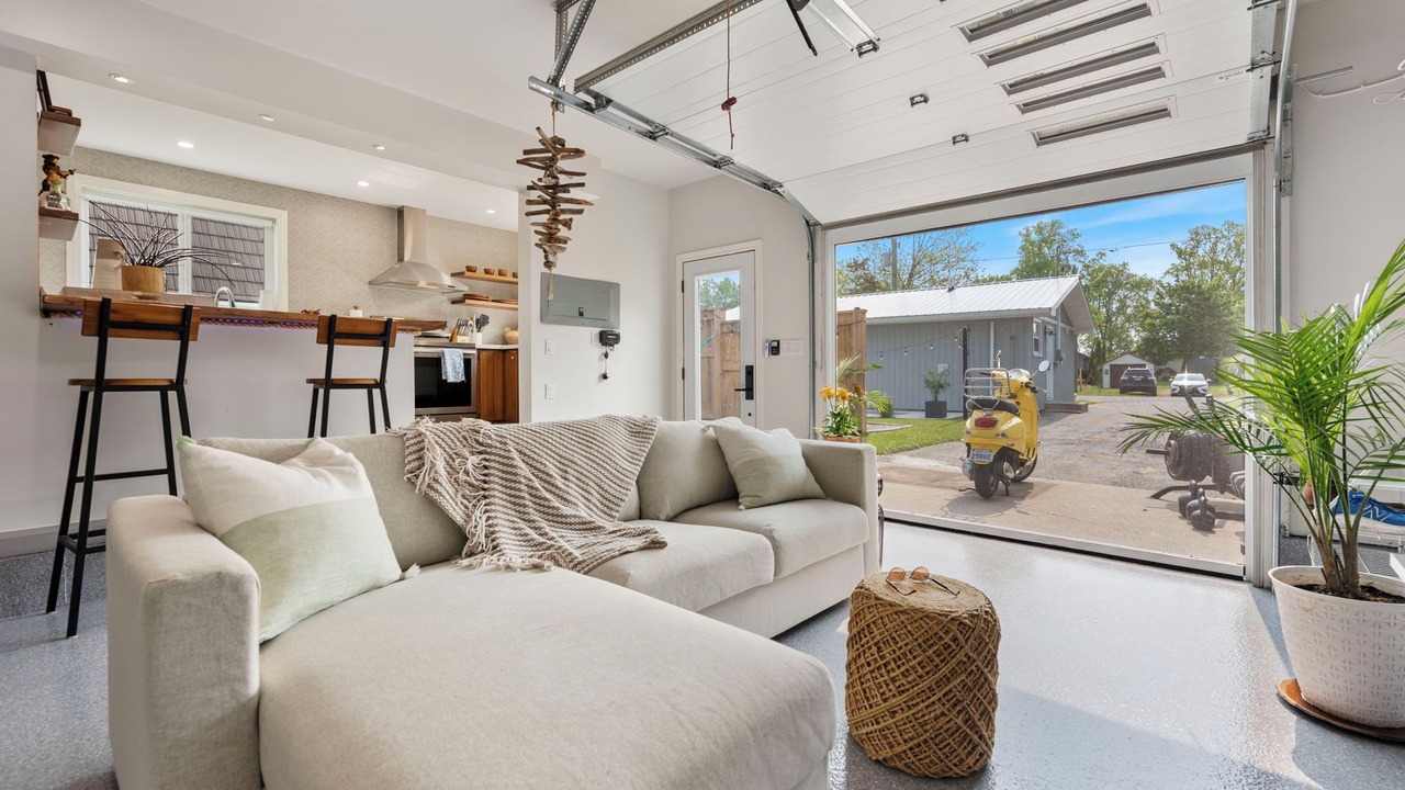 Photo of Livingroom in Turkey Point
