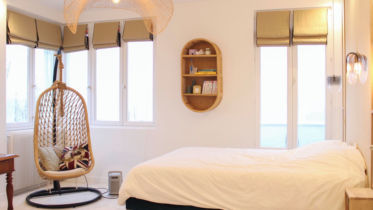 Photo of Bedroom in Suresnes