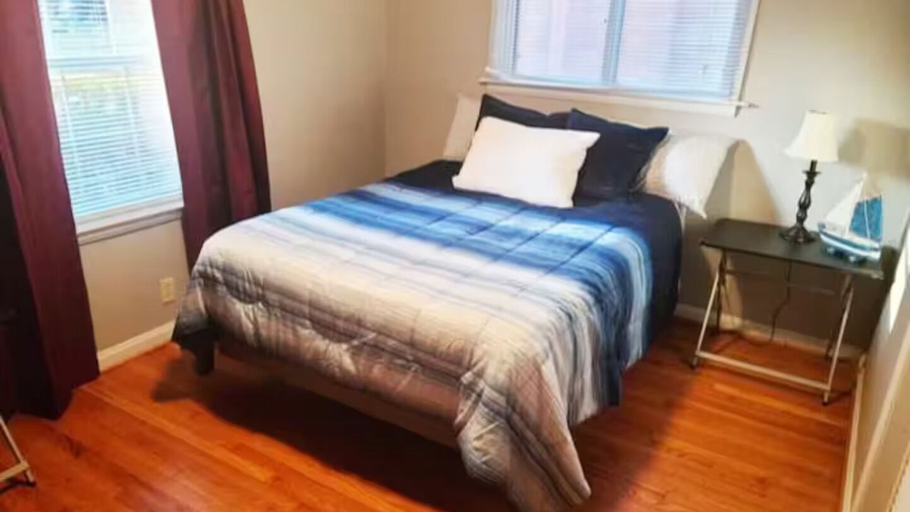 Photo of Bedroom in Kirkwood