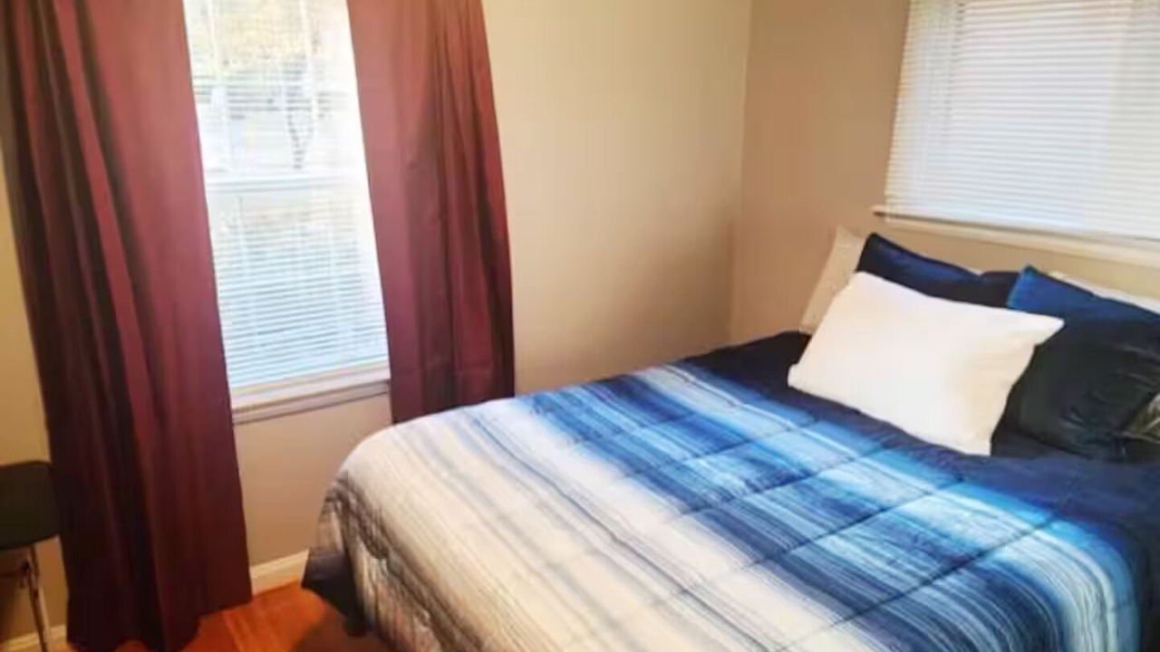 Photo of Bedroom in Kirkwood