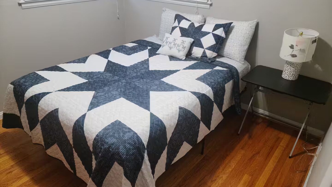 Photo of Bedroom in Kirkwood