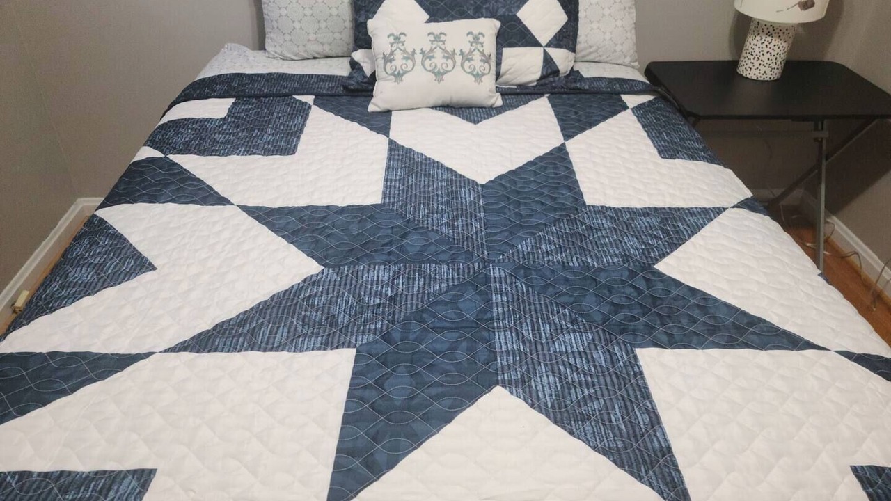 Photo of Bedroom in Kirkwood