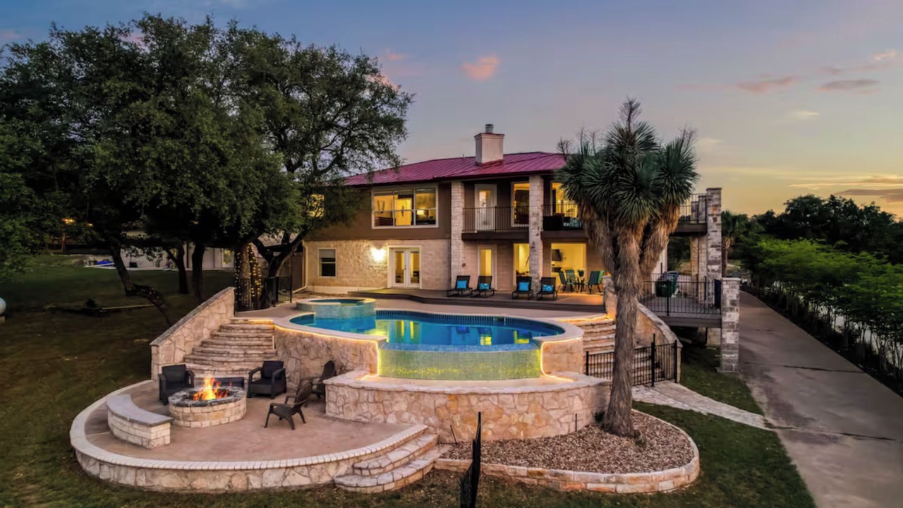 Photo of Outdoor in Highland Lake Estates
