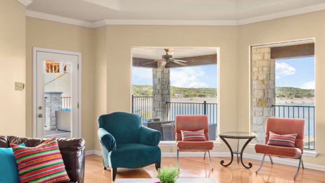 Photo of Livingroom in Highland Lake Estates