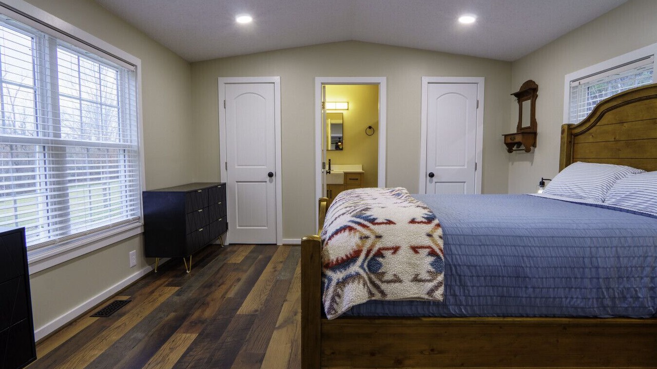 Photo of Bedroom in Balsam Grove