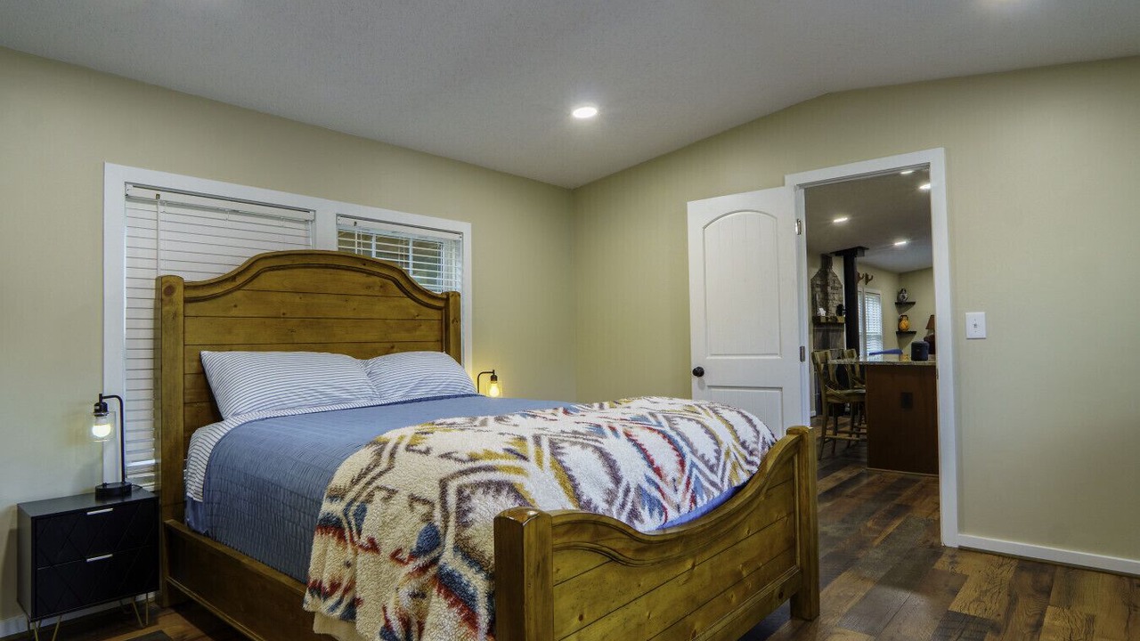 Photo of Bedroom in Balsam Grove