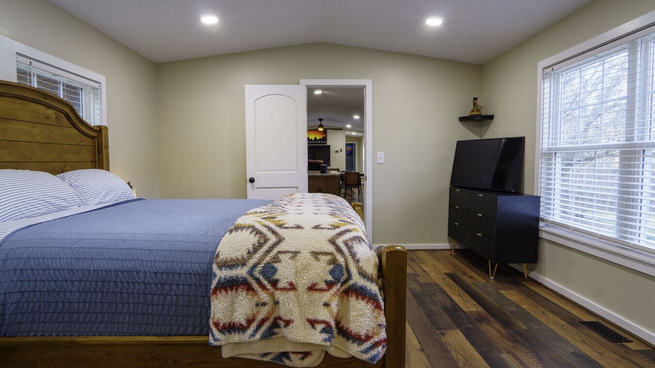 Photo of Bedroom in Balsam Grove