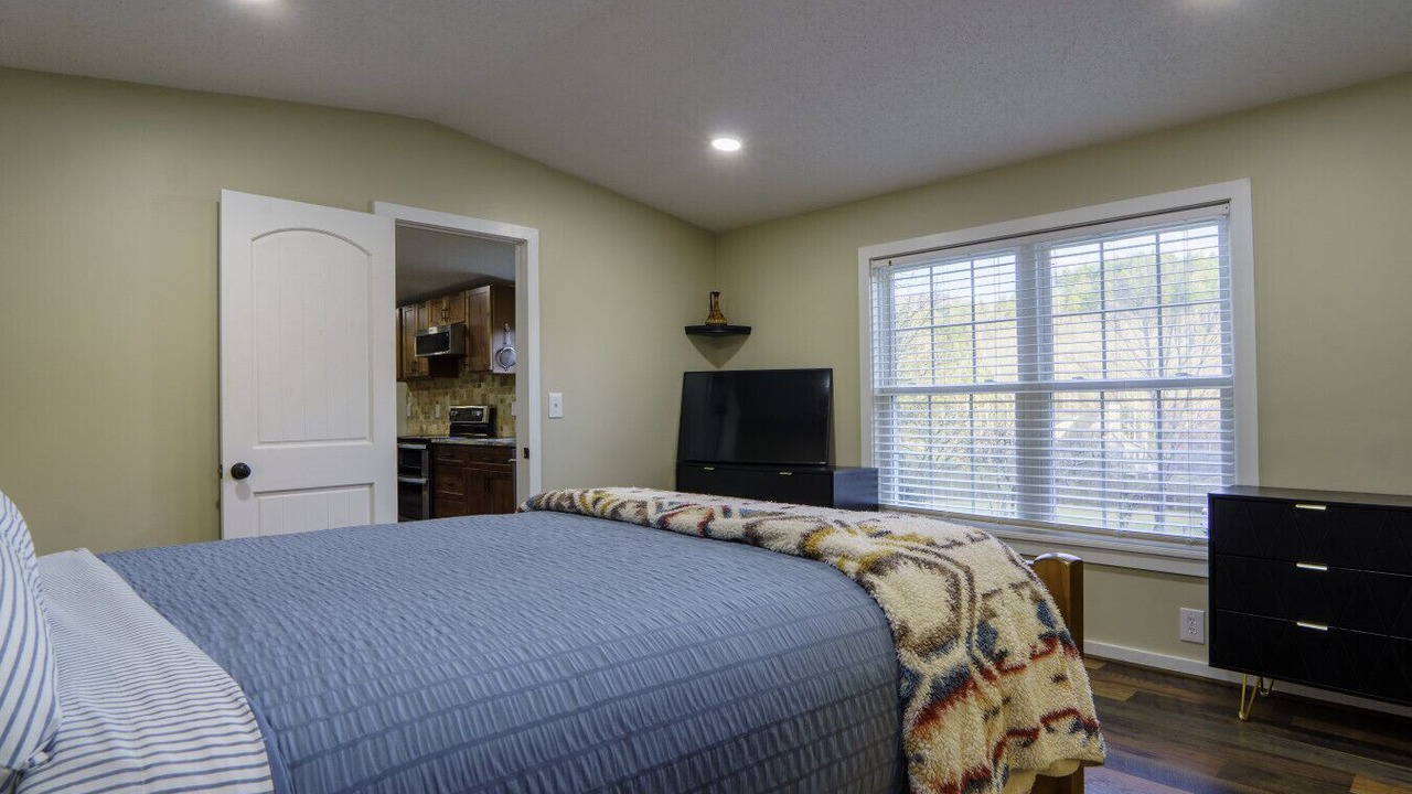 Photo of Bedroom in Balsam Grove