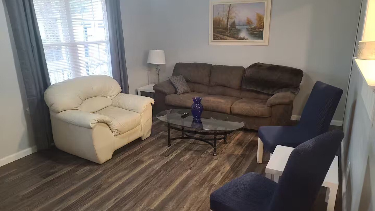Photo of Livingroom in Fenton