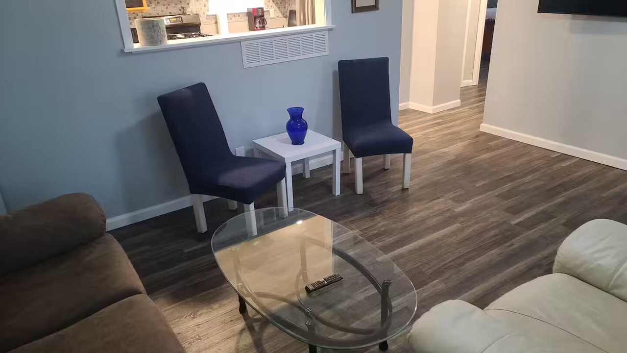 Photo of Livingroom in Fenton