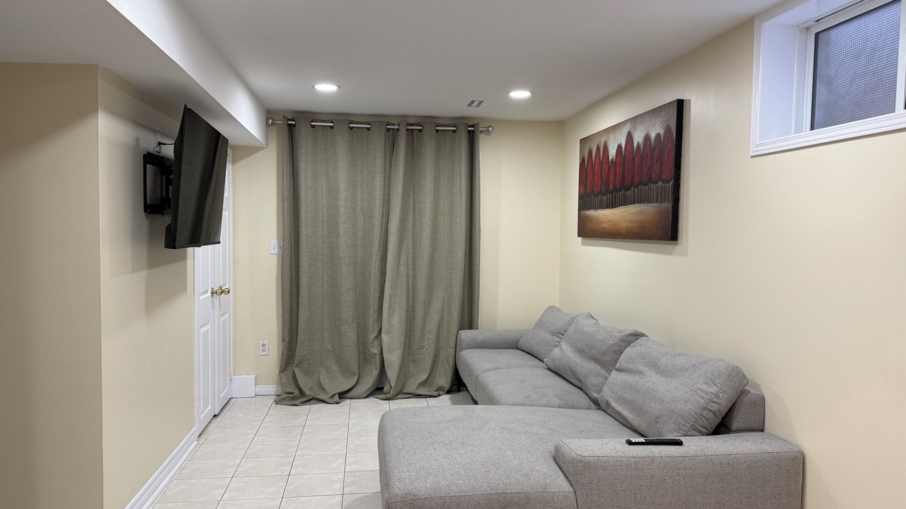 Photo of Livingroom in Guelph