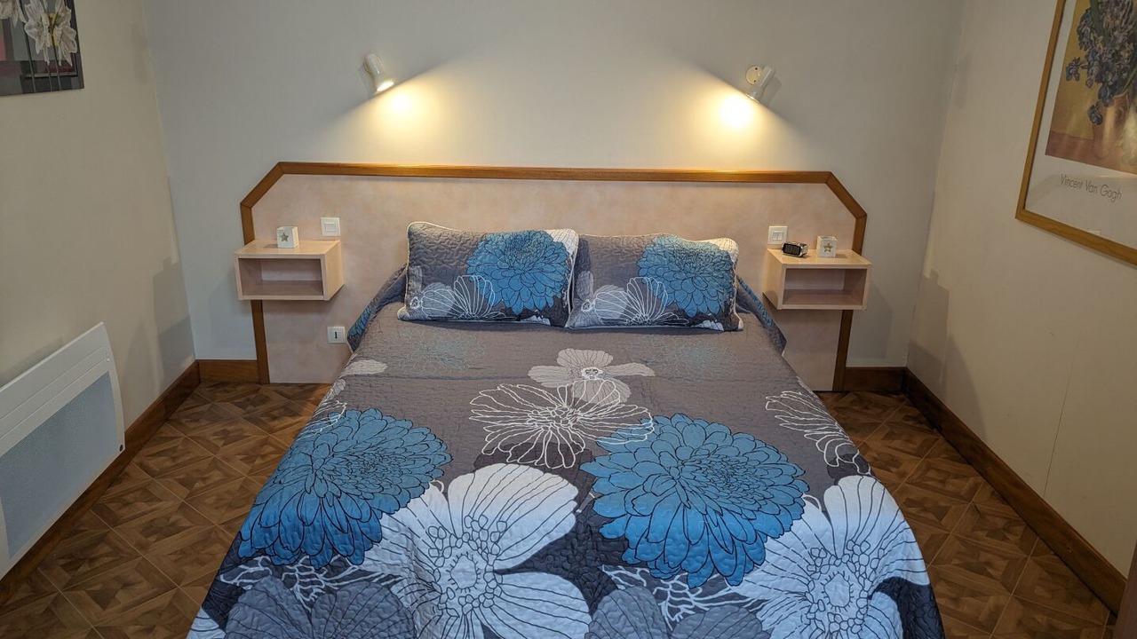 Photo of Bedroom in Bourbonne-les-Bains