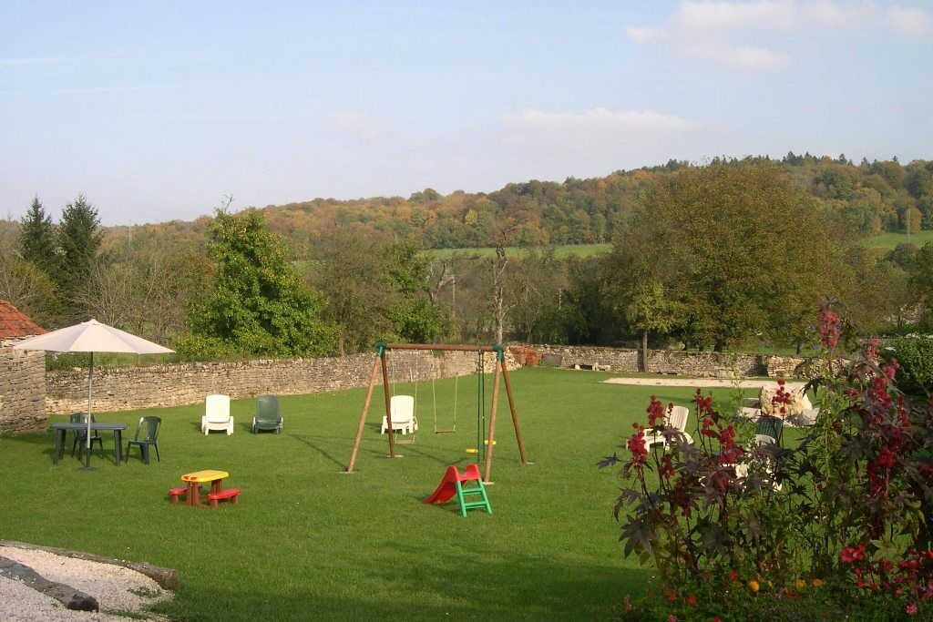 Photo of Others in Goncourt