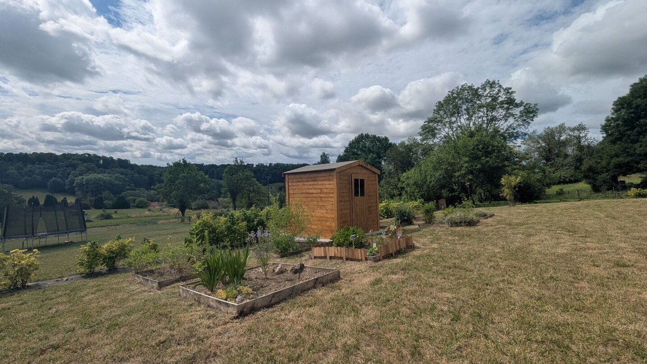 Photo of Outdoor in Cohons