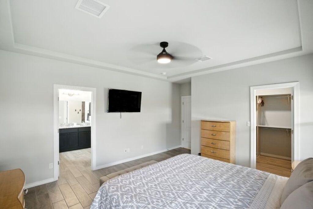 Photo of Bedroom in Biggs Field