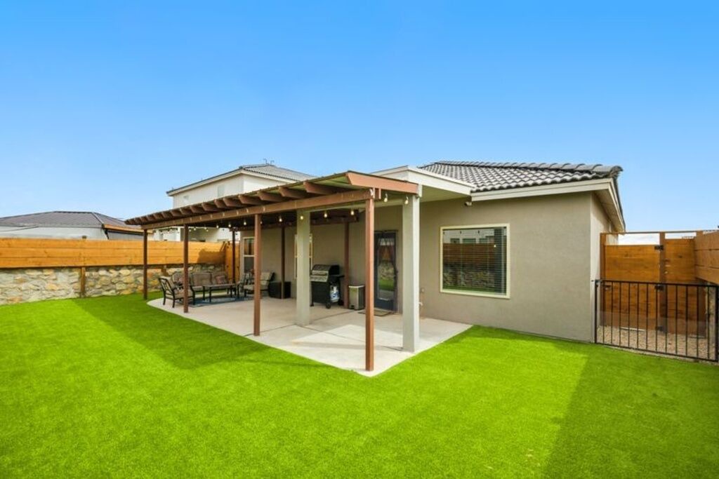 Photo of Outdoor in Biggs Field