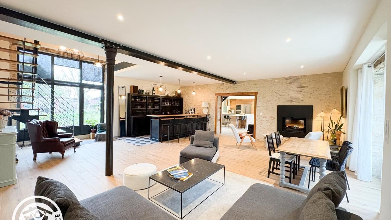 Photo of Livingroom in Floressas