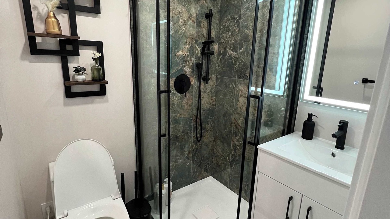 Photo of Bathroom in Rawdon