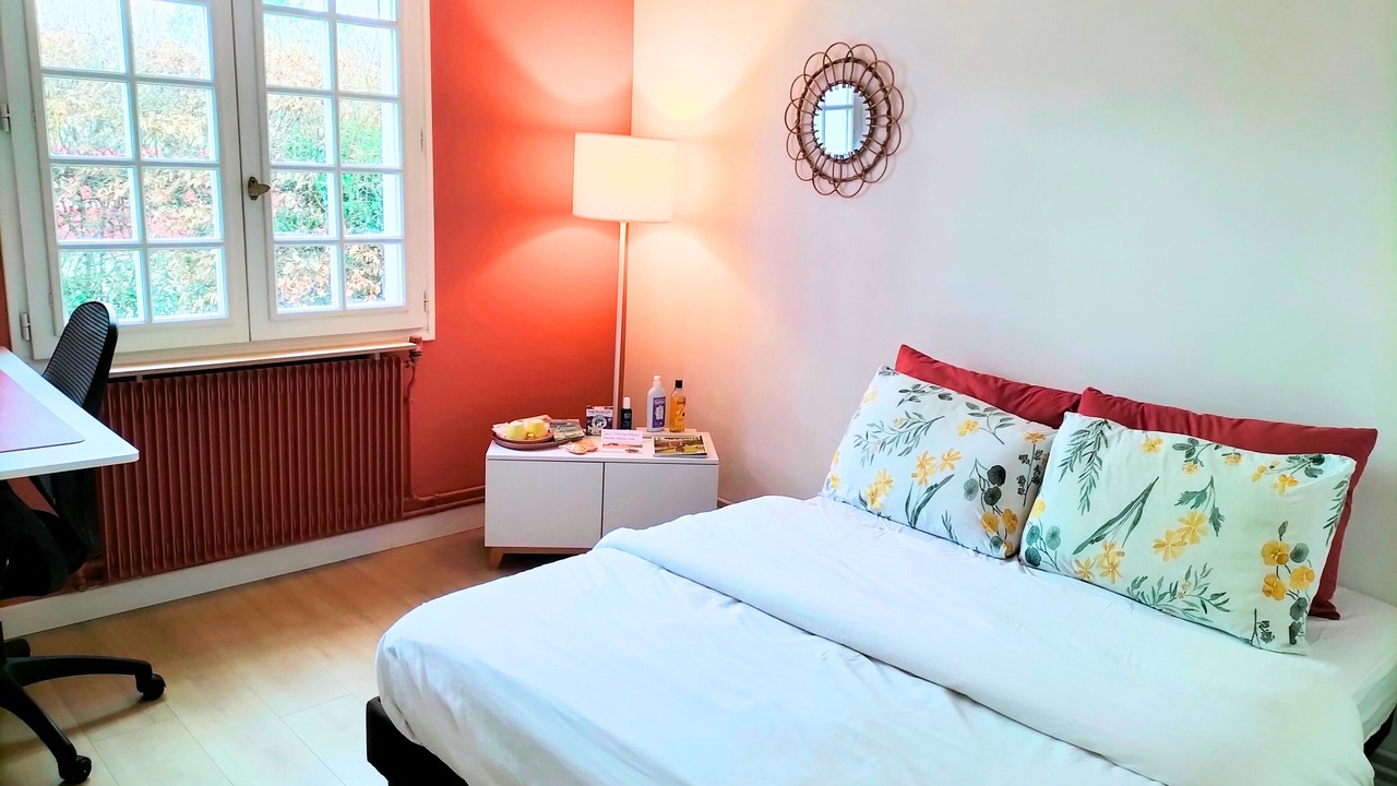 Photo of Bedroom in Neuf-Marche