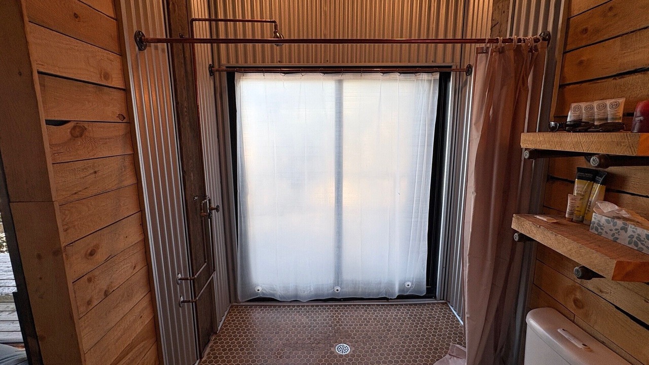 Photo of Bathroom in Kenora