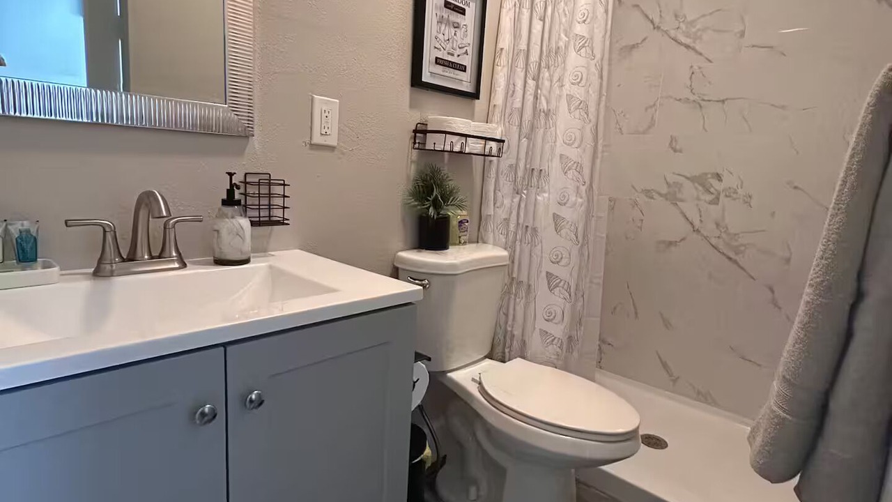 Photo of Bathroom in Meadow Woods