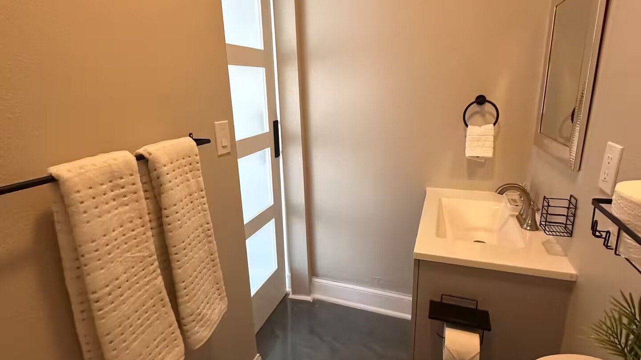 Photo of Bathroom in Meadow Woods