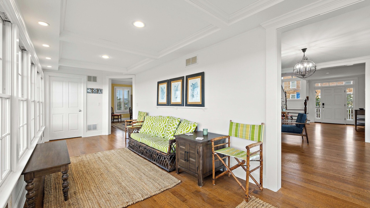 Photo of Livingroom in Mantoloking